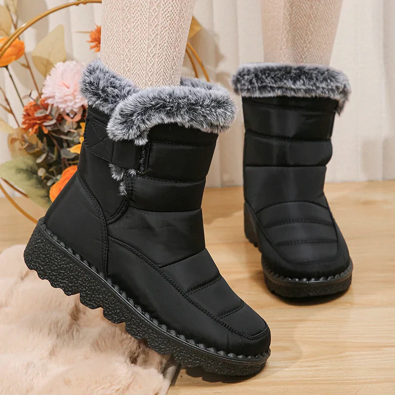 Bota Feminina de Inverno Impermeável Forrada por Dentro